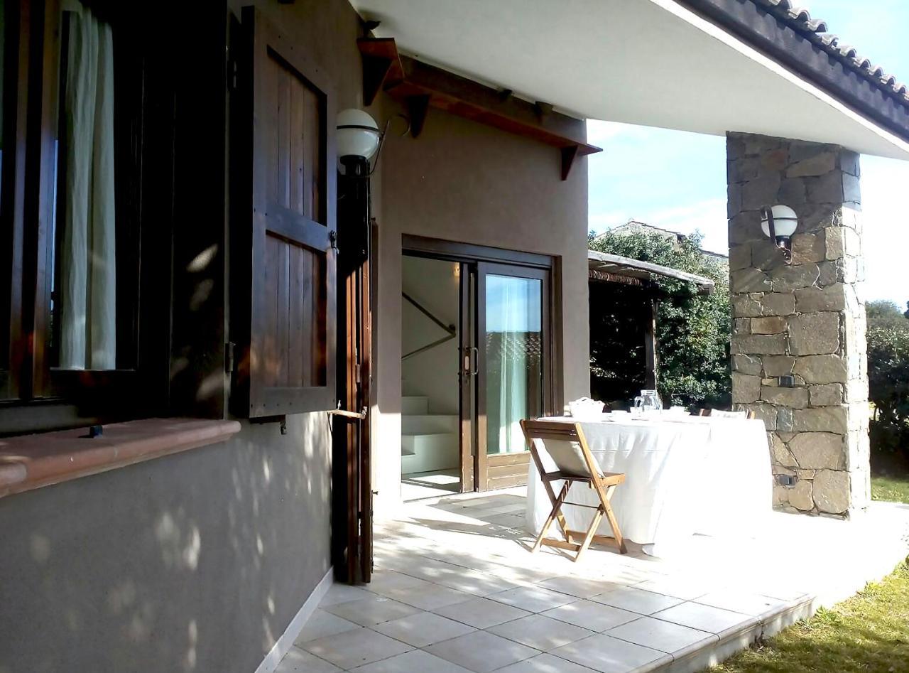 Villa Casa Bithia à Chia Extérieur photo